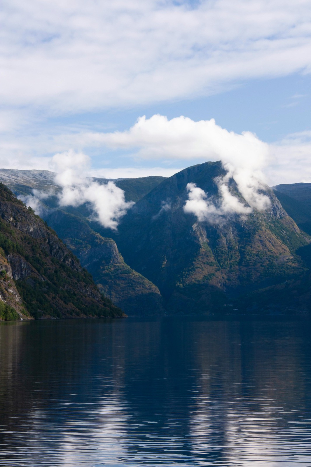 Hydropower heritage and fjord panorama above Høyanger — Power & Panorama experience